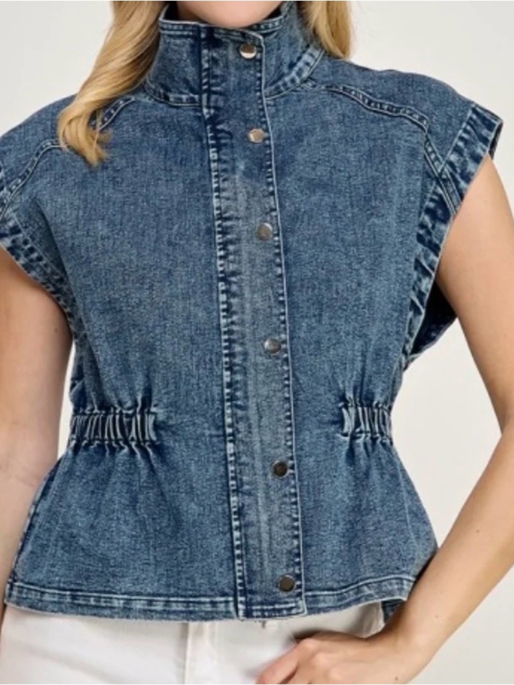 Women's Denim Snap-Front Vest - Blue
